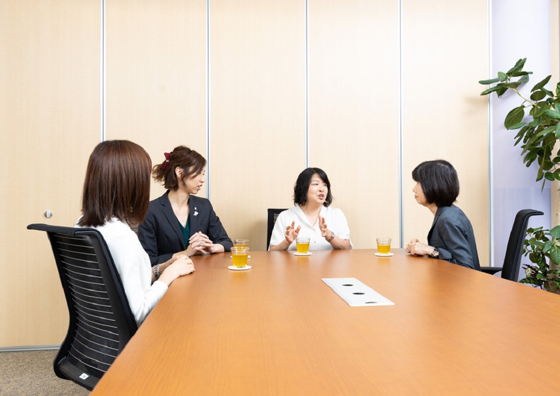子どもの目座談会の写真