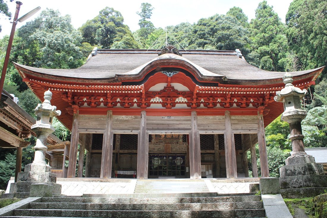 鰐淵寺朱の社の写真