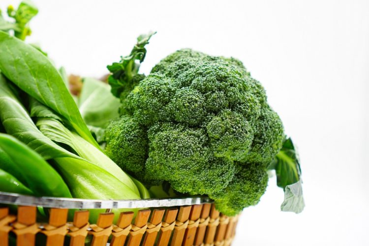 ルテインを多く含む食品は 冷凍野菜や健康食品で毎日摂取できるようにしよう メノコト365 Byわかさ生活