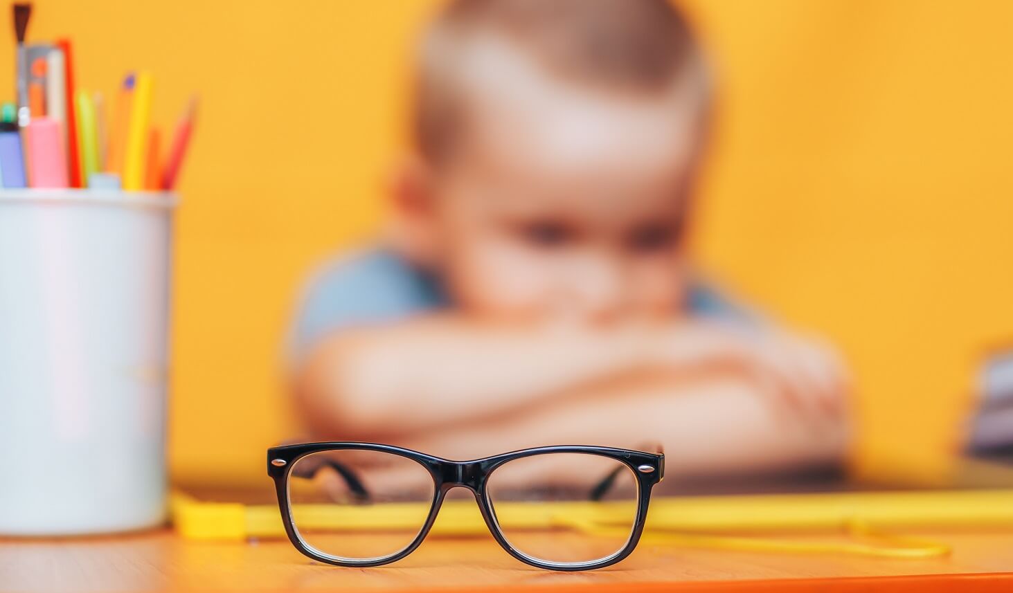 授業中、黒板が見づらい。薬で何とかできないの？岐阜薬科大学の原英彰教授が解説 | メノコト365 byわかさ生活