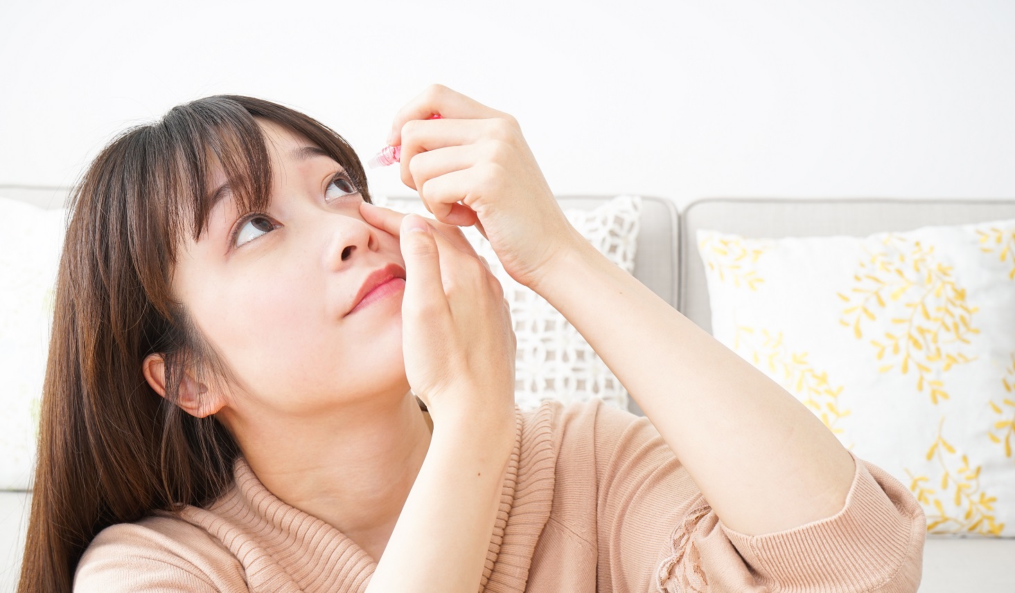 【薬剤師が教える！】目薬の秘密と効果的な使い方 | メノコト365 byわかさ生活